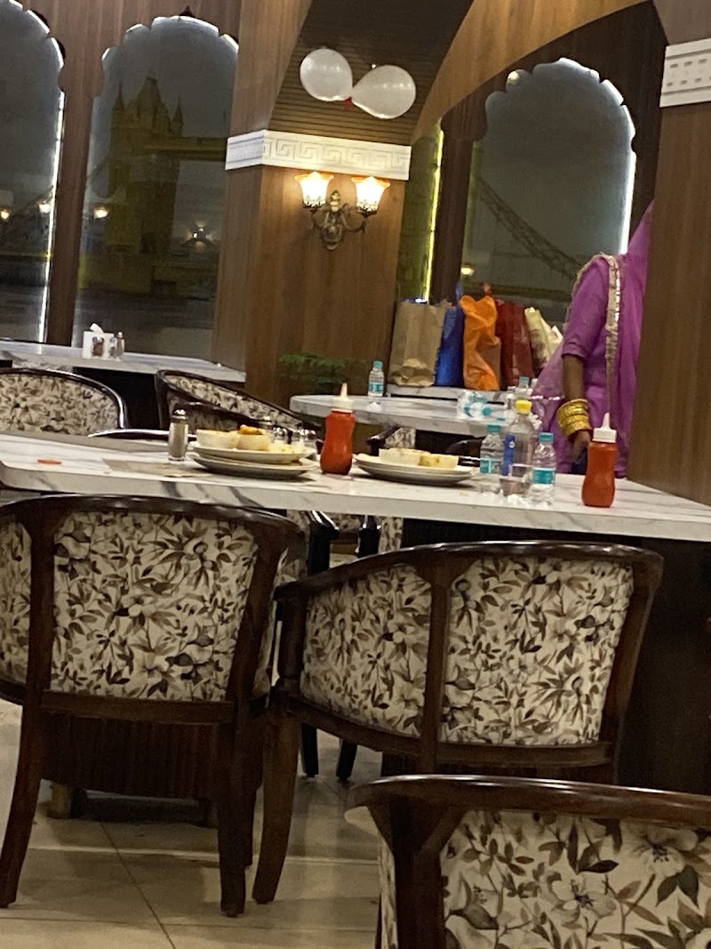 The London Table - The London Table 3rd Floor, Indiabulls Mega Mall, T1, Meera Nagar, Jhalamand, Jodhpur, Rajasthan 342016, India