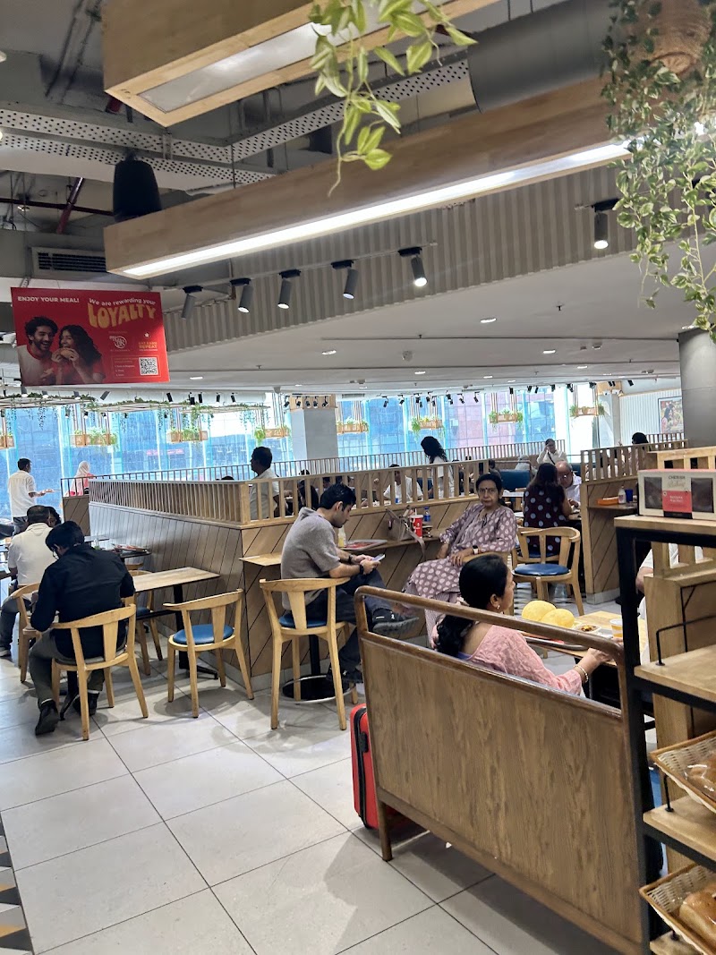 Haldiram's - Ambience Mall - Haldiram's - Ambience Mall, No 309 & 310, 3rd floor, Ambience Mall, Ambience Island, DLF Phase 3, Sector 24, Gurugram, Haryana 122001, India