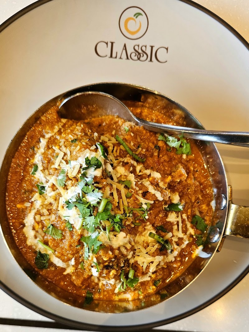 Classic Pure Veg Restaurant - Classic Pure Veg Restaurant Classic Pure Veg Restaurant, Govind Bhavan, Swami Vivekanand Rd, Malad, Chincholi Phatak, Malad West, Mumbai, Maharashtra 400064, India