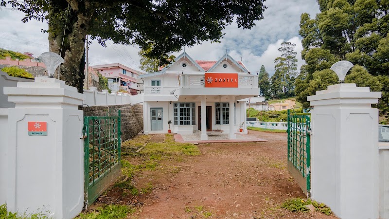 Zostel Ooty - Zostel Ooty Minerva House, 217, Dasaprakash Rd, opp. Nizam School, behind Mahindra Club Derby Garden, Fern Hill, Ooty, Tamil Nadu 643001, India
