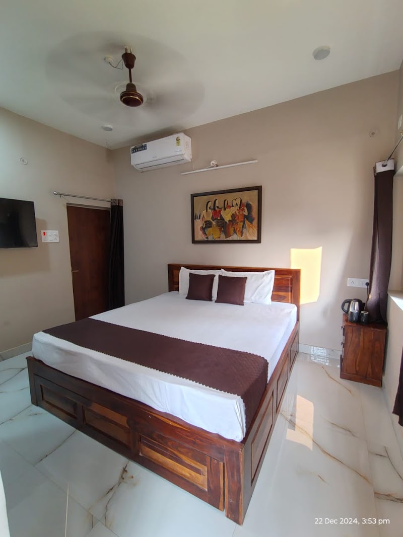 Central & Cozy First Floor Retreat - Central & Cozy First Floor Retreat Shakumbari Crossing, Anandbagh, Bhelupur, Varanasi, Uttar Pradesh 221007, India