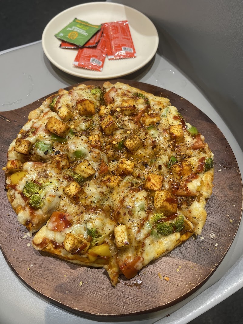 Balls & Brew Café - Balls & Brew Café, APARTMENT, SHRI, MEDISHINE HOSPITAL ROAD, opp. SSD DHAM, near Avenue 144, Amlihdih, New Rajendra Nagar, Raipur, Tikrapara, Chhattisgarh 492001, India
