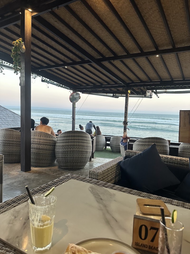 Island Beach Canggu Restaurant and Bar - Island Beach Canggu Restaurant and Bar Jl. Pantai Batu Bolong, Canggu, Kec. Kuta Utara, Kabupaten Badung, Bali, Indonesia