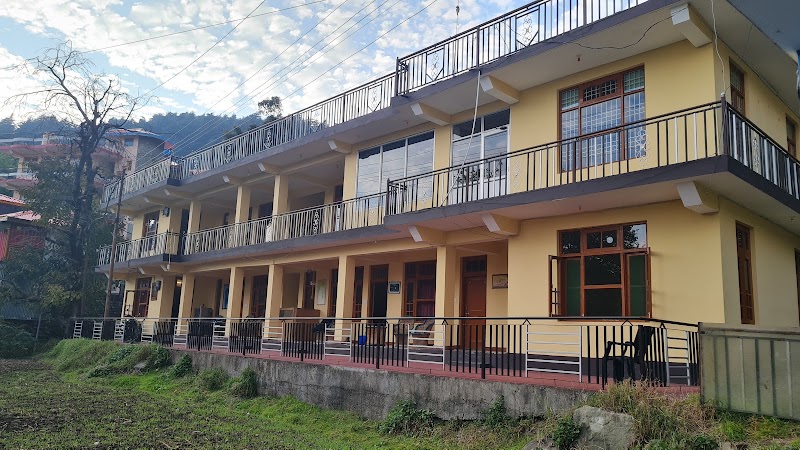 Snow white guest house