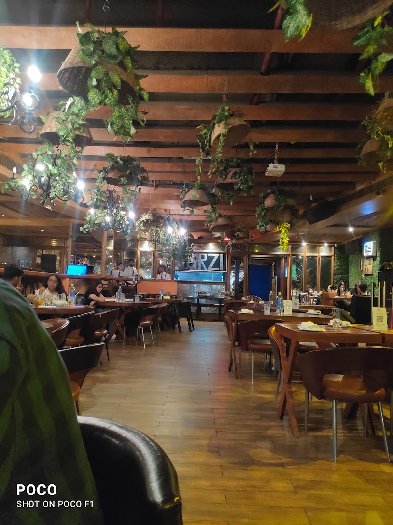 Farzi Cafe - Farzi Cafe Ground Cyber Hub, 7-8, DLF Cyber City, DLF Phase 2, Sector 24, Gurugram, Haryana 122002, India