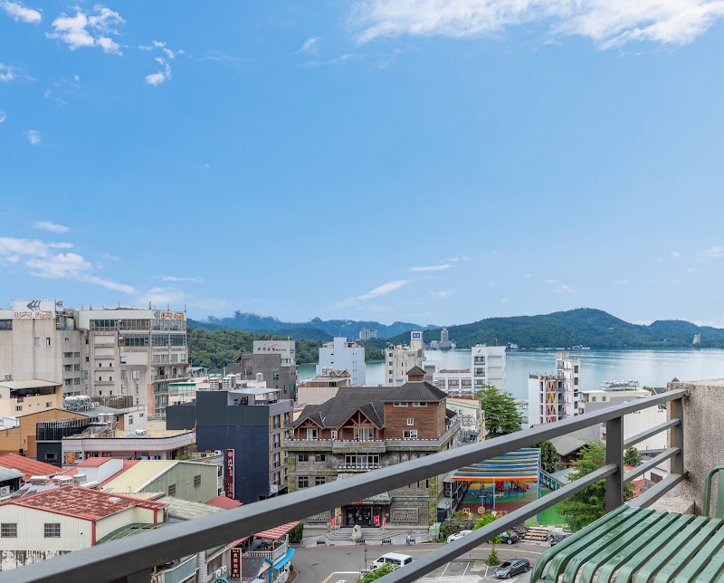 伊達邵智能入住旅宿丨電梯 - 伊達邵智能入住旅宿丨電梯 No. 270號, Zhongzheng Rd, Riyue Village, Yuchi Township, Nantou County, Taiwan 555