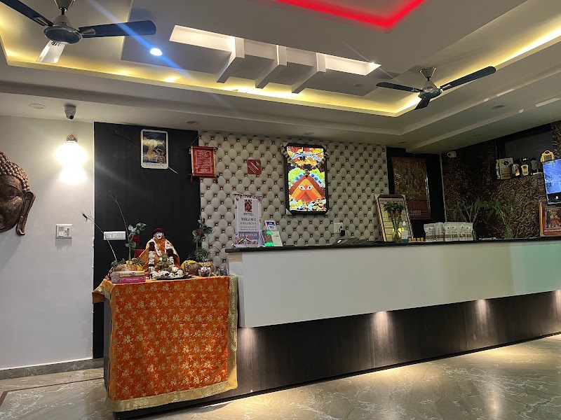 HOTEL Maa Chintpurni International - HOTEL Maa Chintpurni International HOTEL THE CHINTPURNI RAHI, near Petrol Pump, near बाबा माई दास यात्री सदन कार पार्किंग, Moien, Chintpurni, चिन्तपूर्णी धाम, Himachal Pradesh 177110, India