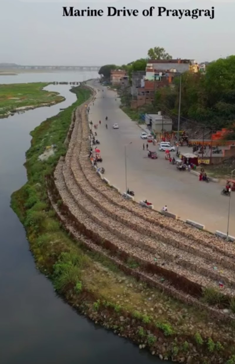 Prayagraj Marine drive - Prayagraj Marine drive FV4P+Q2F, Daraganj, Prayagraj, Uttar Pradesh 211002, India