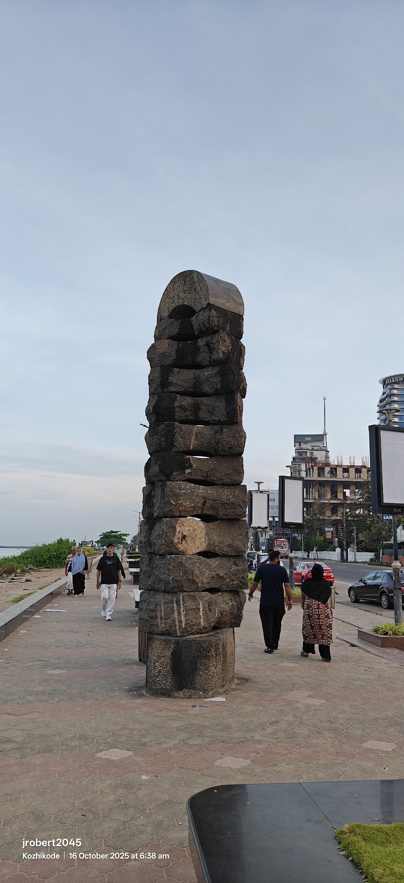 South Beach Promenade - South Beach Promenade, 6QXC+MQX, S Beach Rd, Kuttichira, Kozhikode, Kerala 673001, India