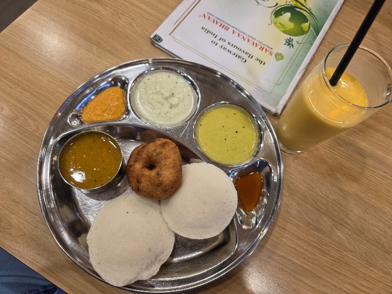 Saravanaa Bhavan Zurich - Saravanaa Bhavan Zurich Limmatstrasse 50, 8005 Zürich, Switzerland