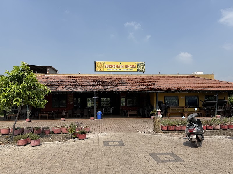 SUKHCHAIN DHABA - SUKHCHAIN DHABA, Thakur Tola, Chhattisgarh 491443, India