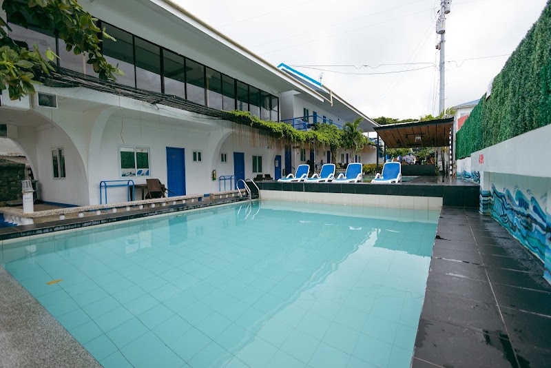 Pescadores Suites Moalboal - Pescadores Suites Moalboal Francisco Road, Basdiot, Moalboal, 6032 Cebu, Philippines