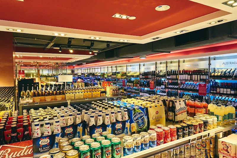 Plaza Singapura - Plaza Singapura 68 Orchard Rd, Singapore 238839