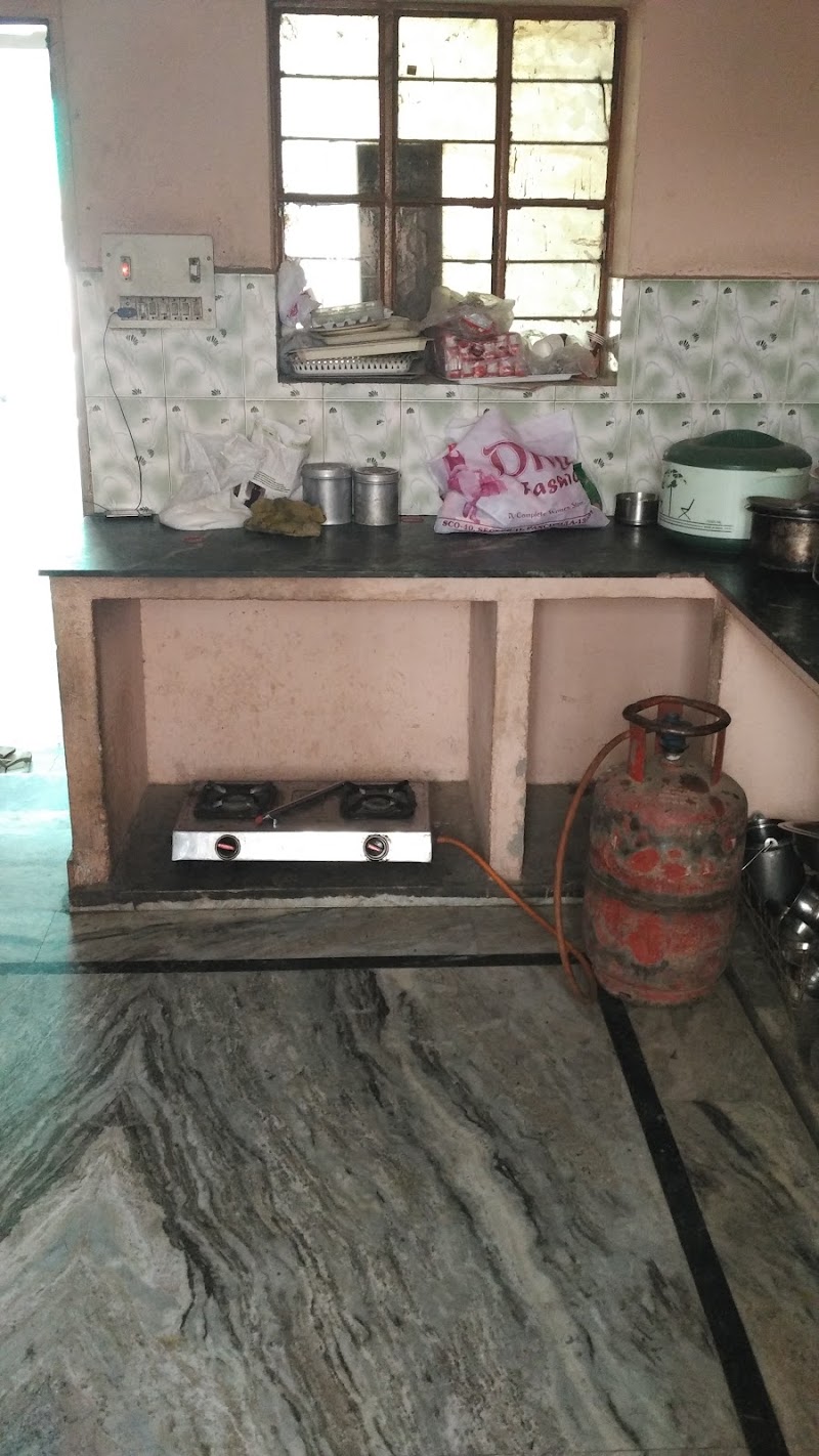 Apna Ghar Ashram Alwar - Apna Ghar Ashram Alwar sundarnath ki bawdi, sector 4, GJM3+W5G, Vivekanand Nagar, Vivekanad Nagar, Aravali Vihar, Alwar, Rajasthan 301001, India