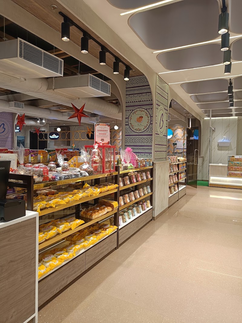 Bikanervala | JMD Empire Square Gurugram - Bikanervala | JMD Empire Square Gurugram First Floor, JMD Empire Square, Mehrauli-Gurgaon Rd, A Block, DLF Phase 1, Sector 24, Gurugram, Haryana 122002, India