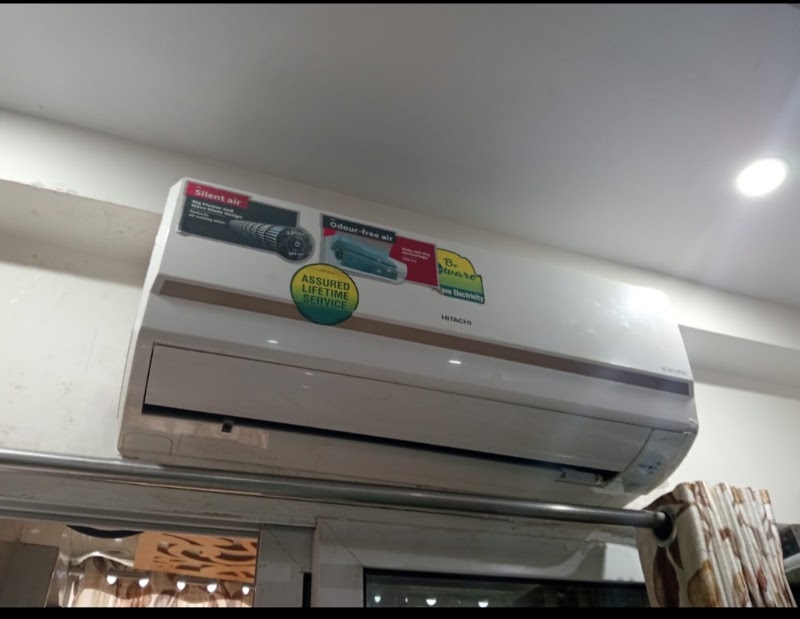Malik Sirf second hand ac sell and purchase / old Ac sale and purchase - Malik Sirf second hand ac sell and purchase / old Ac sale and purchase Shop no 82, near Agarwal trader, Nyay Khand III, Indirapuram, Ghaziabad, Uttar Pradesh 201014, India