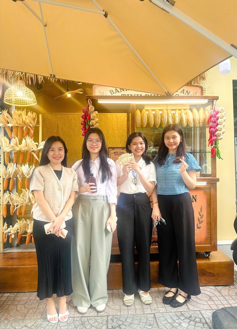 Bánh Mì Chay Tịnh Phương - Bánh Mì Chay Tịnh Phương Quầy ngoài, 17A Đinh Tiên Hoàng, Tân Định, Hồ Chí Minh 700000, Vietnam