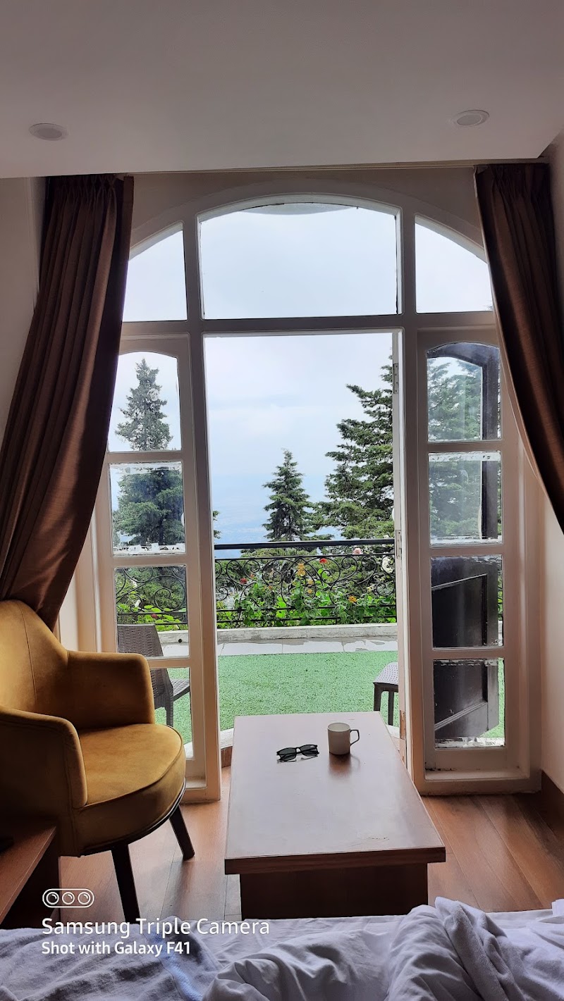 Mussoorie Gateway - Mussoorie Gateway Grand Park, Kenilworth Estate, Kincraig Road, bazaar, near Library, The Mall Road, Mussoorie, Uttarakhand 248179, India