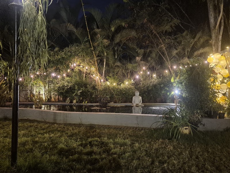 Nivys Resto Cafe & Garden Centre - Nivys Resto Cafe & Garden Centre SY No. 98/1, 98/4, Haralur Main Rd, opposite to PNR Felicity / Reliance / Cinephile Birla Circle, HSR Extension, Lakedew Residency, HSR Layout, Bengaluru, Haralur, Karnataka 560102, India