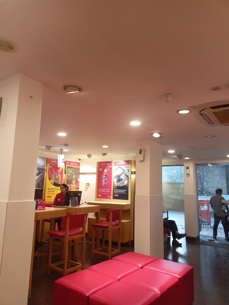 Vi - Vodafone Idea Store - Vi - Vodafone Idea Store Shop No 1 & 2, Vasant Prabhat, VN Purav Marg, next to Akbarallys, Sindhi Society, Chembur, Mumbai, Maharashtra 400071, India