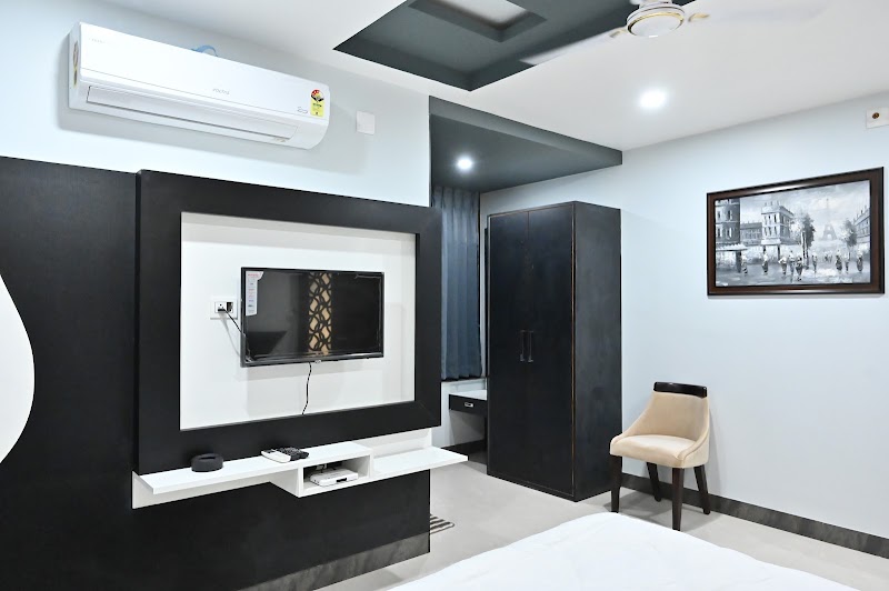 Hotel Royal Inn - Best Hotel, Restaurant, Rooftop Restaurant In Bikaner - Hotel Royal Inn - Best Hotel, Restaurant, Rooftop Restaurant In Bikaner, Rani Bazar Rd, opp. Fortis Hospital, Rani Bazar, Bikaner, Rajasthan 334001, India