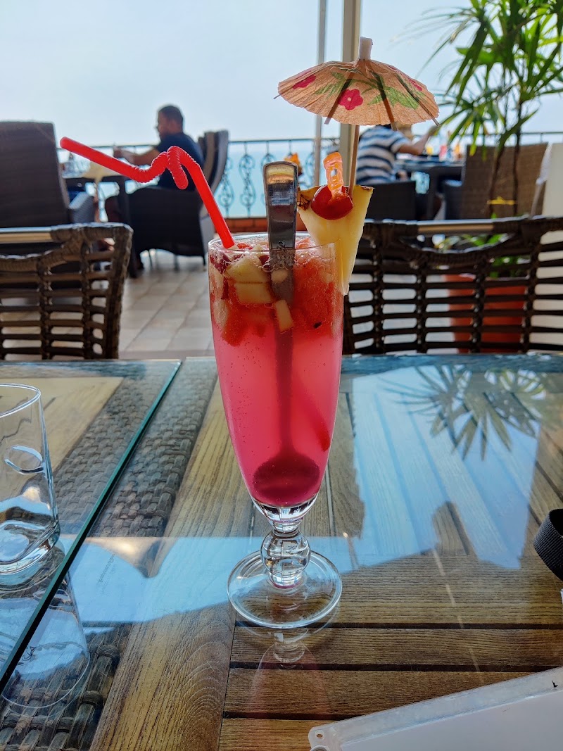 Alcove Restaurant and Bar - Alcove Restaurant and Bar Alcove Beach Resort HPWP+G22 Small Vagator, Ozran, Anjuna, Goa 403509, India