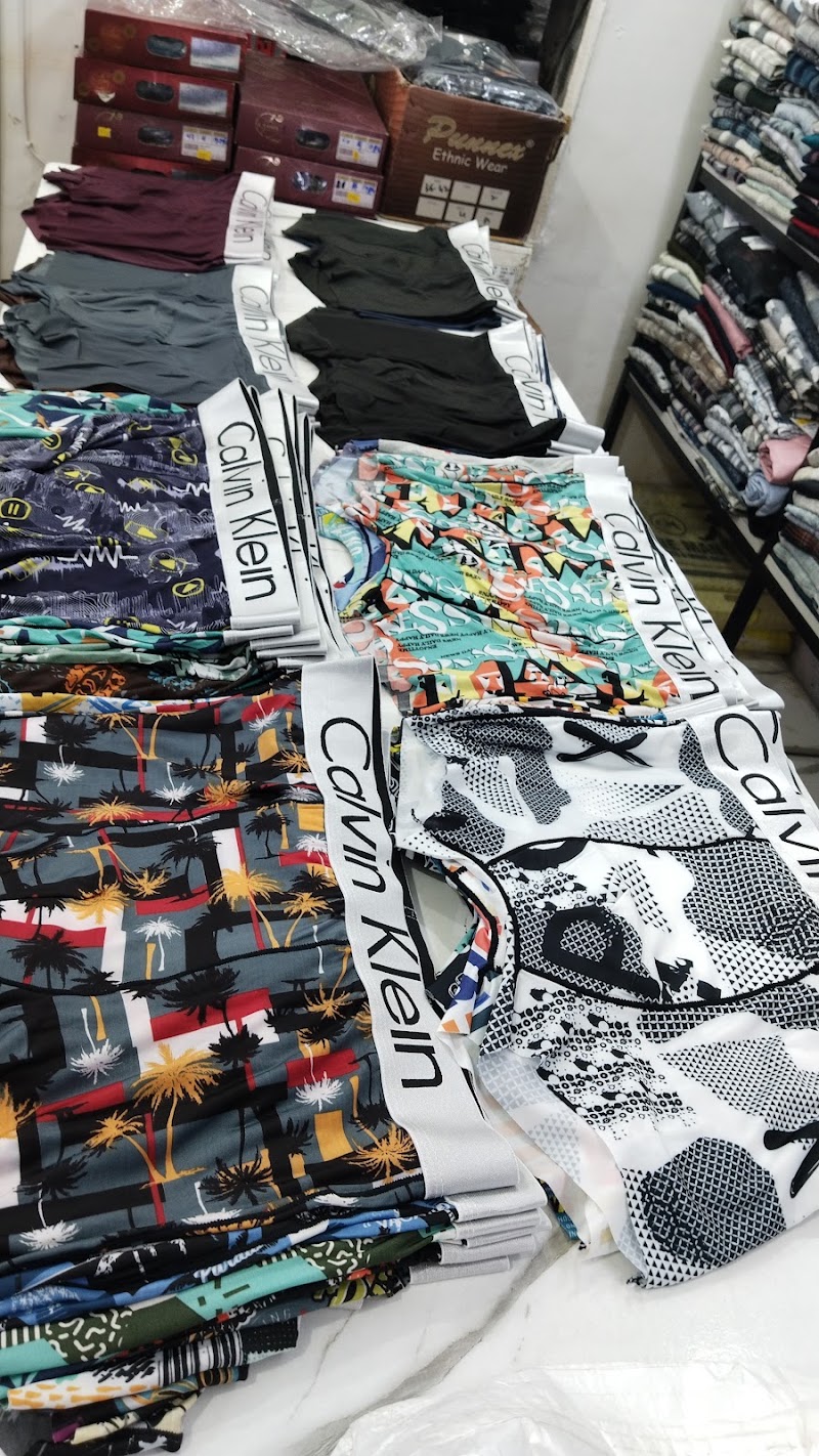 ONE MAN sports & men's wear - ONE MAN sports & men's wear, Manu Chowk, Tikrapara, Bilaspur, Chhattisgarh 495004, India