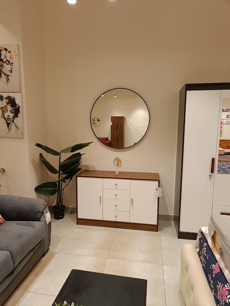 Wakefit - Furniture Store in VIP Chowk - Wakefit - Furniture Store in VIP Chowk, No. 580/19, Aroma tower, VIP Chowk, office No. 64, Post, Telibandha, Raipur, Chhattisgarh 492001, India