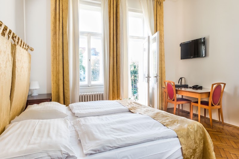 Hotel La Fenice - Hotel La Fenice, Vinohradská 1183/83, Vinohrady, 120 00 Praha-Praha 2, Czechia