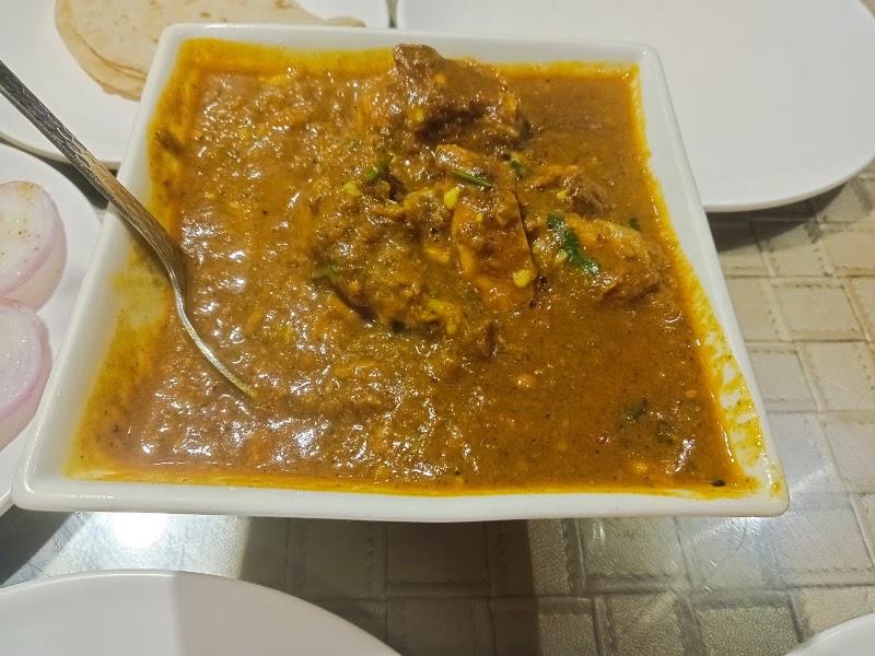 Hotel Paradise - Hotel Paradise, Simit Shopping Centre Silvassa - Vapi Rd, National Highway 8, Via Char Rasta Rd, Ajit Nagar, Phase 2, GIDC, Vapi, Gujarat 396195, India