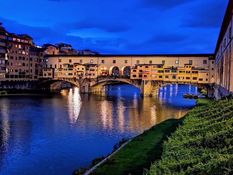 Ponte Vecchio - Ponte Vecchio Ponte Vecchio, 50125 Firenze FI, Italy