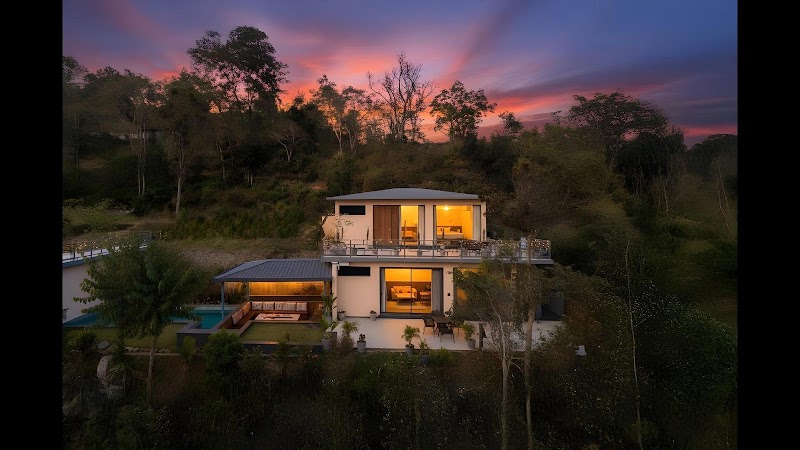 StayVista at The Edge Luxe