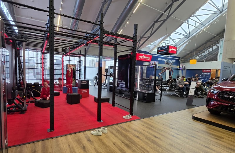 Tallinn Airport - Tallinn Airport, Tartu mnt 101, 10112 Tallinn, Estonia