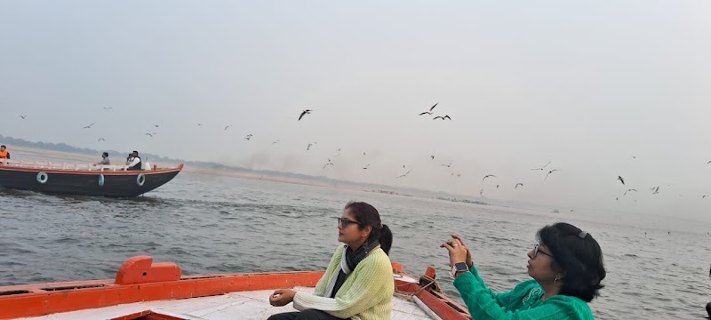 Ayodhya Varanasi Tour & Travel – Kolkata - Ayodhya Varanasi Tour & Travel – Kolkata 3rd Floor, 41 A, Syed Amir Ali Ave, near Quest Mall, Park Circus, Ballygunge, Kolkata, West Bengal 700017, India