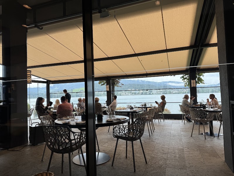 HERMITAGE Beach Club