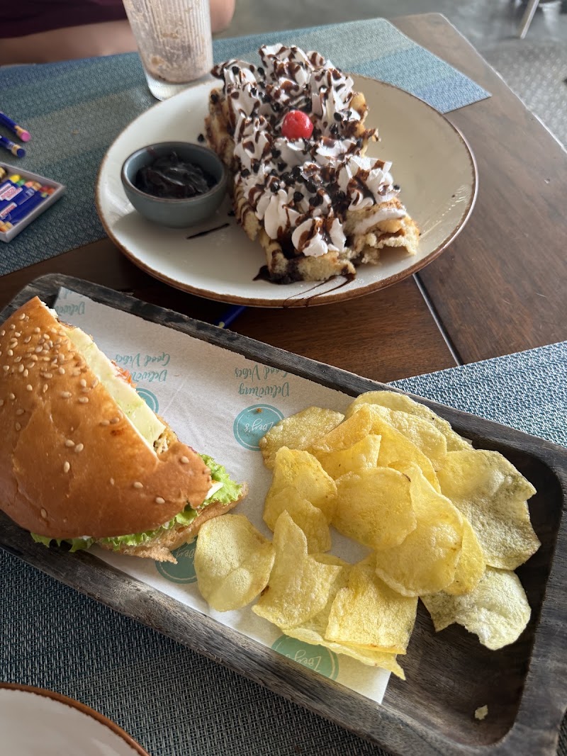 Zoey's: Good Vibes Only - Zoey's: Good Vibes Only Kodathi Gate, St Patricks Academy, 114/1, Sarjapura Road, Oppsite, Bengaluru, Karnataka 560035, India
