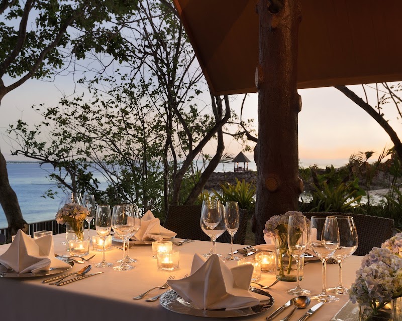 Shangri-La Mactan, Cebu - Shangri-La Mactan, Cebu, Punta Engaño Rd, Lapu-Lapu City, Cebu, 6015 Cebu, Philippines