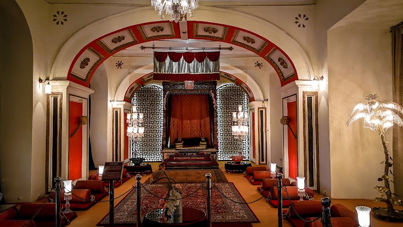 Jai Vilas Palace - Jai Vilas Palace 6549+48Q Jai Vilas Palace, Lashkar, Gwalior, Madhya Pradesh 474009, India