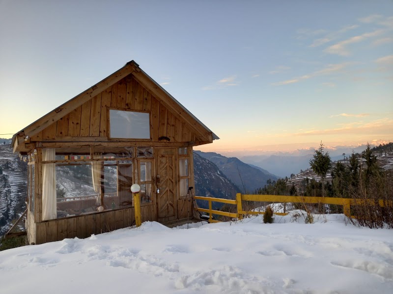 Purohit Travels & Cab services - Manali - Purohit Travels & Cab services - Manali, Lalit Sharma Bhajogi near Hadimba road, Distt, Siyal, Manali, Himachal Pradesh 175131, India