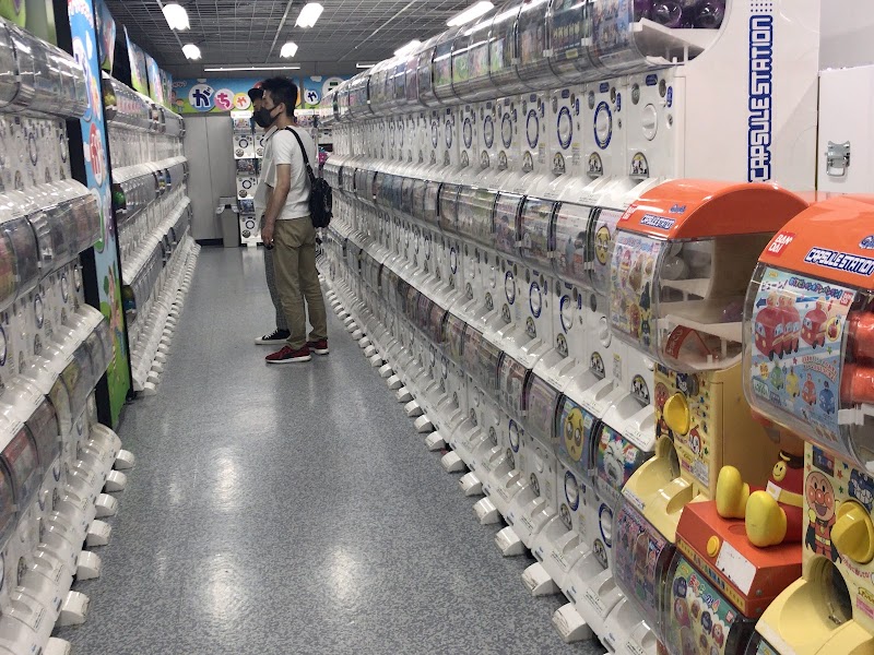 Yodobashi Camera Multimedia Kyoto - Yodobashi Camera Multimedia Kyoto, Japan, 〒600-8216 Kyoto, Shimogyo Ward, Higashishiokōjichō, ５９０−２ 地下1階