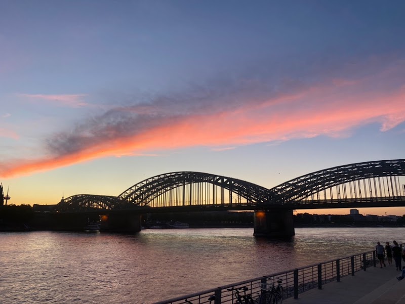 Rheinpromenade Köln-Deutz - Rheinpromenade Köln-Deutz, Hermann-Pünder-Straße 1A, 50679 Köln, Germany
