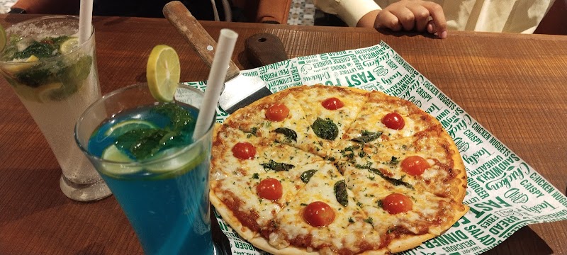 The Hot Spoon - The Hot Spoon 1 st Floor, C21 Bussiness Park, opp. Radisson Square, Pushp Vihar Colony, Scheme No 131, Indore, Madhya Pradesh 452010, India