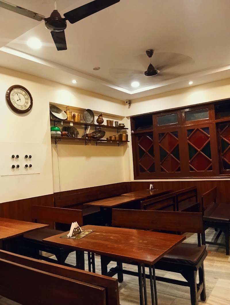Punjabi Dhaba - Punjabi Dhaba Chowk, Goal Hatti, opp. Yes Bank, Hall Bazar, Katra Ahluwalia, Amritsar, Punjab 143006, India