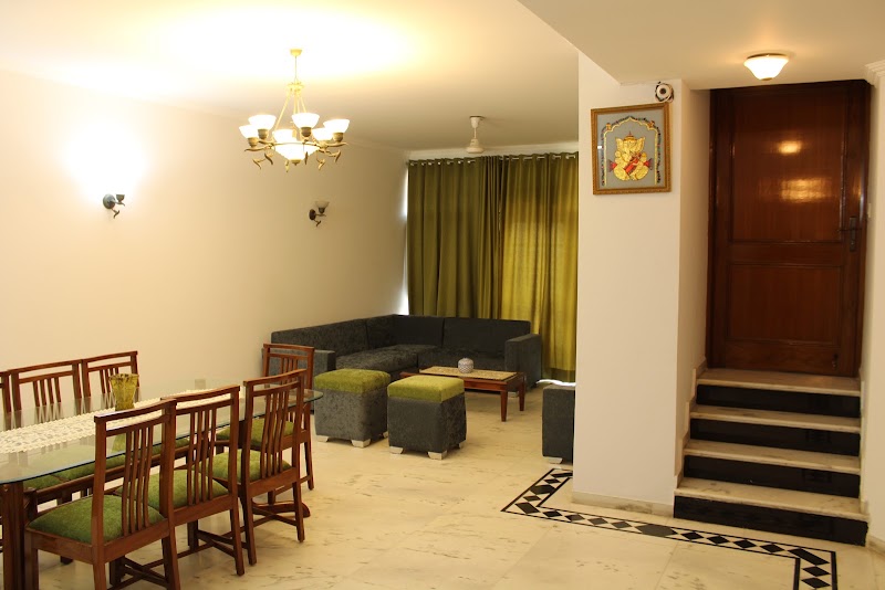 Under My Roof Green Park Apartments - Under My Roof Green Park Apartments F39, Block F, Green Park, New Delhi, Delhi 110016, India