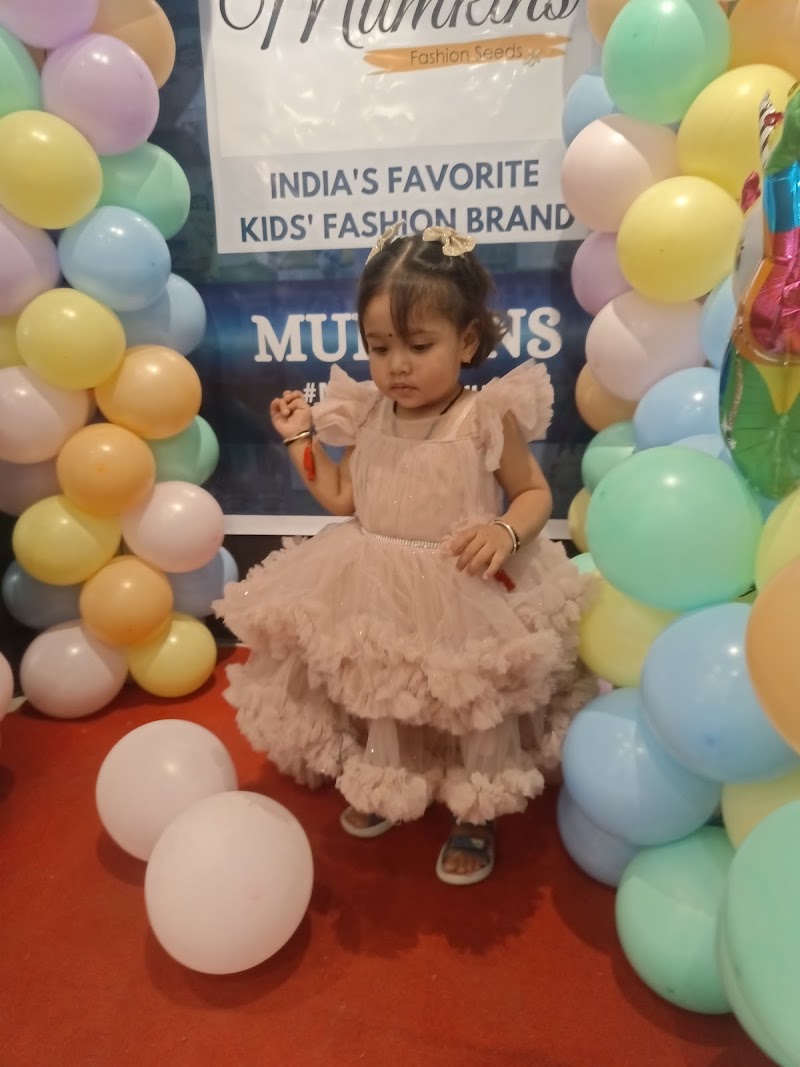 Mumkins Kids Wear - Mumkins Kids Wear opp. Anand Plaza, near Lake City Mall, Ayad, Kharakua, Udaipur, Rajasthan 313001, India