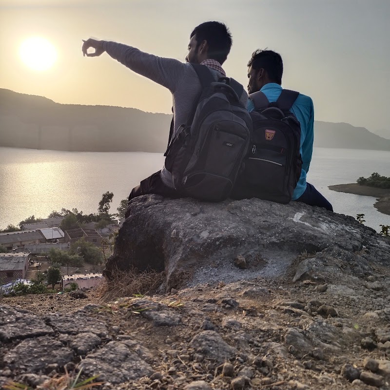 Valvan Lake Camping