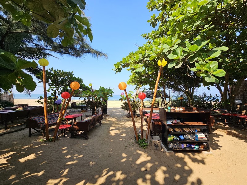 Chez Christophe Gokarna French Café since 2010 - Chez Christophe Gokarna French Café since 2010 Main Beach, near, Kariappa Katta Temple Rd, Gokarna, Karnataka 581326, India