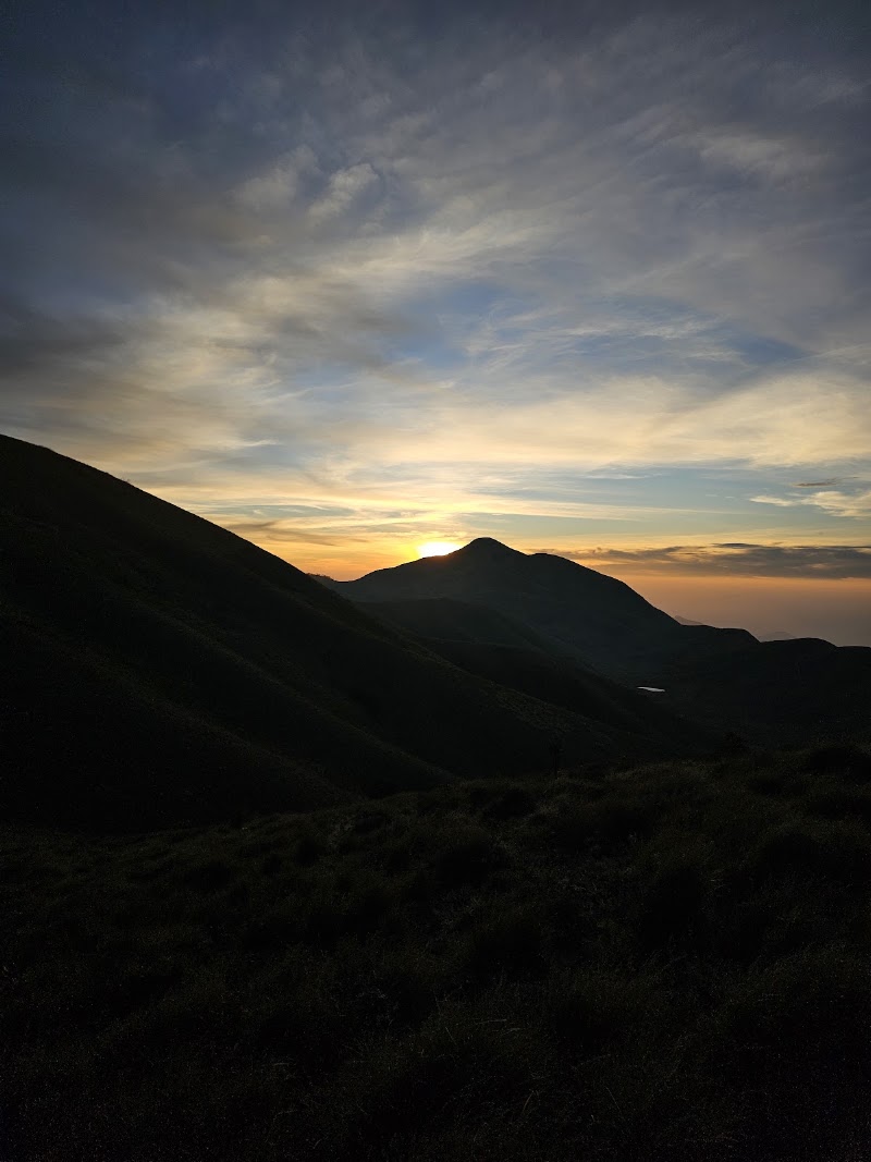 Sunrise point - Sunrise point, Kannan Devan Hills, Idukki district, Kerala, India (PIN:, 35RQ+J6M, Kannan Devan Hills, Kerala 685616, India