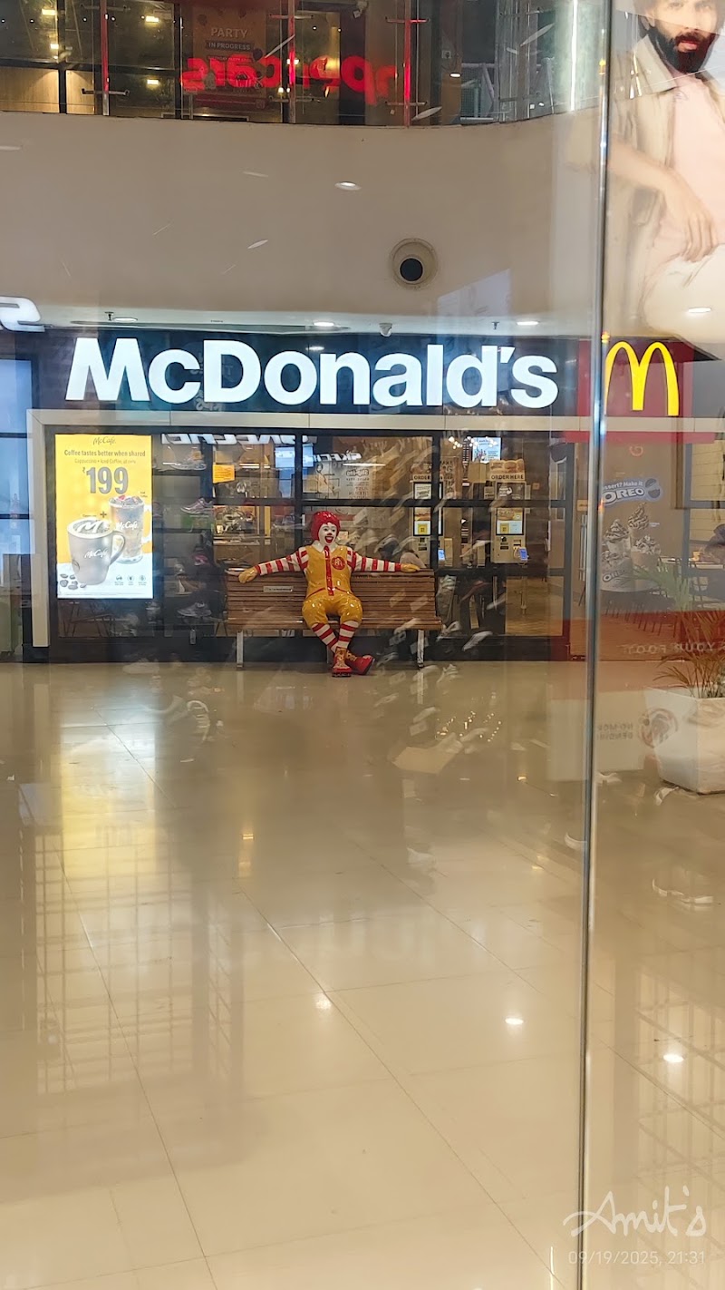 Mcdonald's - Mcdonald's, Surya Treasure Island Mall, Junwani Rd, near Apollo Hospital, Smriti Nagar, Bhilai, Surya Vihar, Chhattisgarh 490020, India