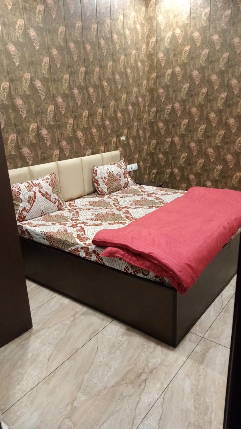 Hotel O by OYO Silver Arc Mall Ludhiana Formerly White Solitaire 1 - Hotel O by OYO Silver Arc Mall Ludhiana Formerly White Solitaire 1 C Block, Plot No. 611, behind Silver Arc Mall, opposite Park, Gurdev Nagar, Ludhiana, Punjab 141001, India